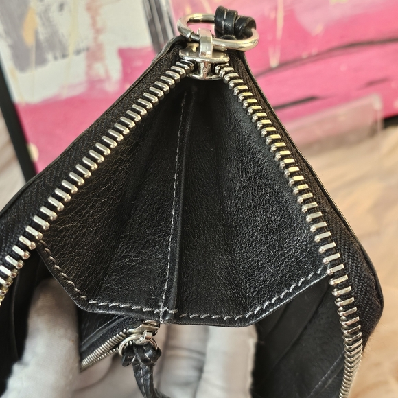 Chloe Paddington Leather Black Gold Full Zip Long Wallet W/ Working Padlock Key - Picture 13 of 16